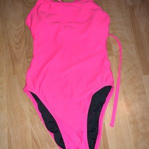 JOLYN HOT PINK TIEBACK SIZE 26 ONESIE